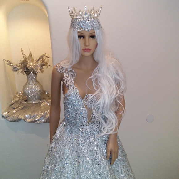 "HEIRESS" Silver Sequin Crystal Lace Wedding Ballgown Set - Picture 9 of 17